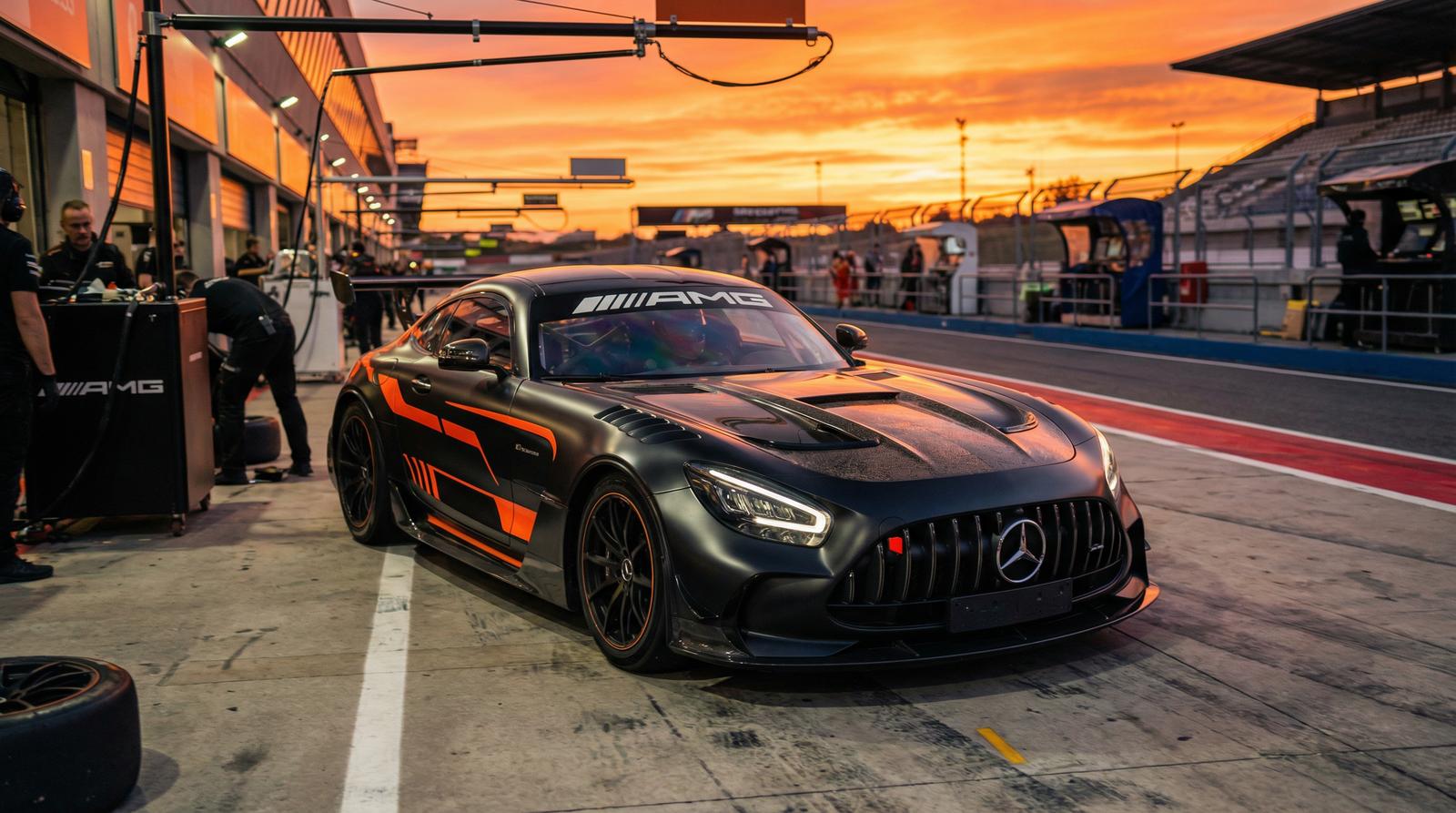 黑料网AMG赛道视频